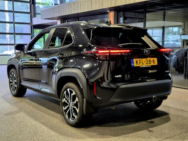 Toyota YARIS Cross 1.5 Hybrid 115 Dynamic Carplay-Android / Trekhaak / Camera / Verw. stuur-stoelen /