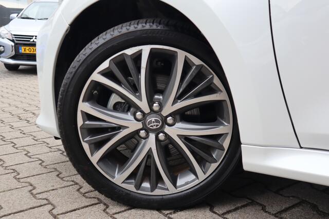 Toyota YARIS 1.5 Hybrid 130 Executive JBL | Head-up | Stuur en stoelverwarming