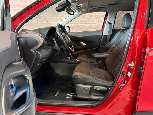 Toyota YARIS Cross 1.5 Hybrid Adventure Pano / HUD / 360 Camera / Trekhaak