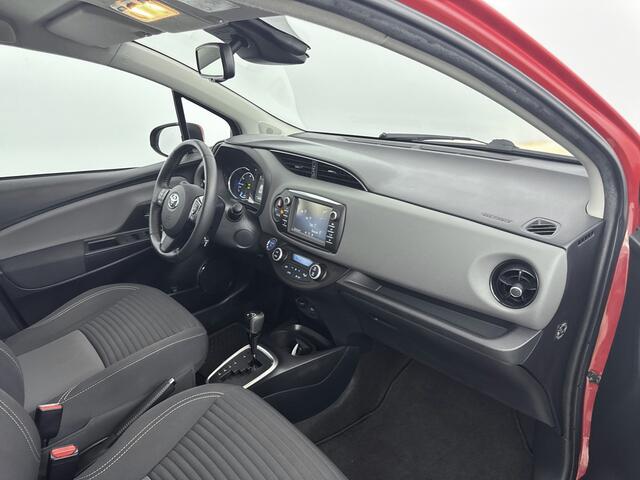 Toyota YARIS 1.5 Hybrid Dynamic | Lichtmetalen velgen | Parkeercamera | Keyless |