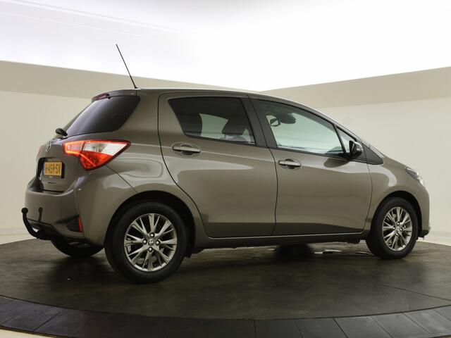 Toyota YARIS 1.5 VVT-i Dynamic | Trekhaak | Navigatie | Keyless