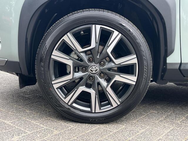 Toyota YARIS Cross 1.5 Hybrid 130 Launch Edition | Navigatie | Stoel- + stuurverwarming | Elektrische achterklep | Head up display |