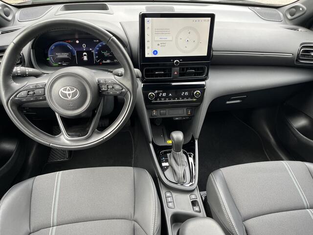 Toyota YARIS Cross 1.5 Hybrid 130 Launch Edition | Navigatie | Stoel- + stuurverwarming | Elektrische achterklep | Head up display |