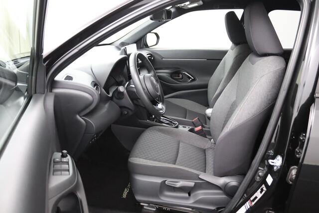 Toyota YARIS Cross 1.5 Hybrid 115 Dynamic | Stoelverwarming | Navigatie | Keyless Entry | Led Verlichting |