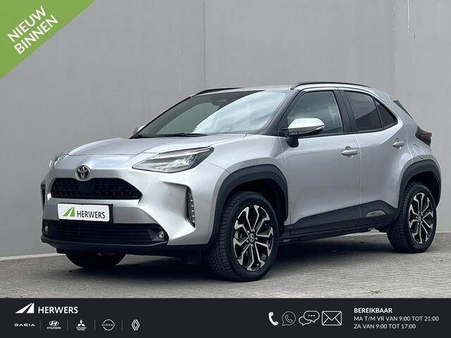 Toyota YARIS Cross 1.5 Hybrid 115 Dynamic / Dealer onderhouden / Navigatie via abbo of Apple Carplay Android / Stuur-, stoel- en voorruitverwarming / Climate control / 17 LM wielen /