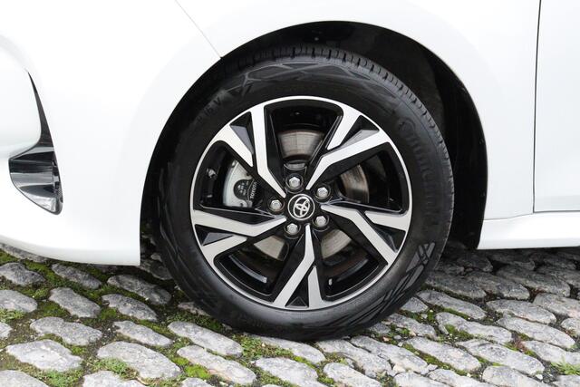 Toyota YARIS 1.5 Hybrid 115 First Edition, Apple Carplay, ,Lendensteun verstellen, Adaptieve Cruise Control