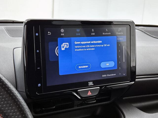 Toyota YARIS 1.5 Hybrid GR Sport Limited | Dealer onderhouden | JBL | dodehoek detectie | Stoelverwarming | Apple CarPlay/Android Auto | Draadloze telefoonlader | Climate Control |