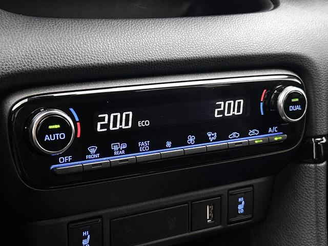Toyota YARIS 1.5 Hybrid GR Sport Limited | Dealer onderhouden | JBL | dodehoek detectie | Stoelverwarming | Apple CarPlay/Android Auto | Draadloze telefoonlader | Climate Control |
