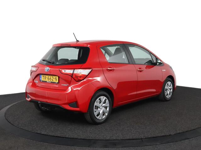 Toyota YARIS 1.5 Hybrid Active | Fietsendrager Beugel | Parkeercamera | Cruise Control |