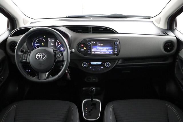 Toyota YARIS 1.5 Hybrid Active | Fietsendrager Beugel | Parkeercamera | Cruise Control |