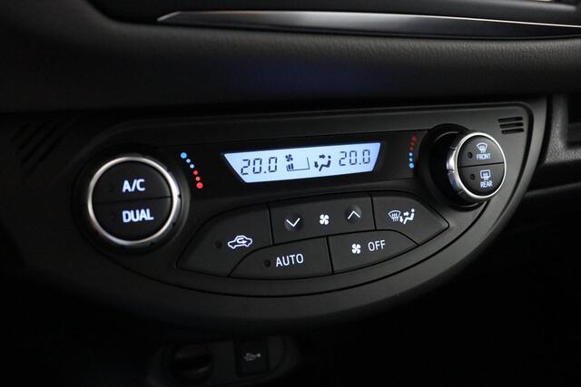 Toyota YARIS 1.5 Hybrid Active | Fietsendrager Beugel | Parkeercamera | Cruise Control |