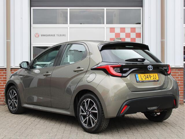Toyota YARIS 1.5 Hybrid Dynamic /NAVI/16'LM/Keyless/Camera/Lane assist/ACC/DAB+/Carplay/ISOFIX/NAP! 1e eig!