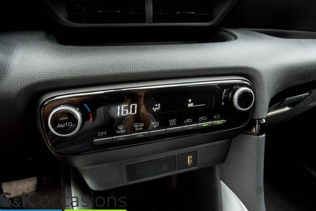 Toyota YARIS 1.5 Hybrid 115 Business 10j Garantie