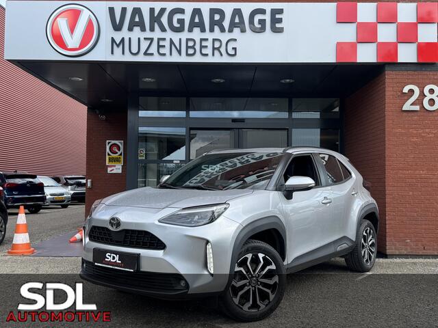 Toyota YARIS Cross 1.5 Hybrid 115 First Edition // ADAPT. CRUISE // KEYLESS // APPLE-ANDROID AUTO // CAMERA+SENSOREN // STOEL + STUUR VERWARMING //