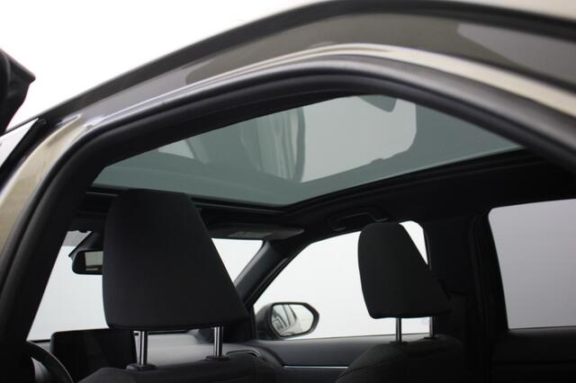 Toyota YARIS 1.5 Hybrid Dynamic - Panorama, Carplay, Camera, Stoelverw. Trekhaak