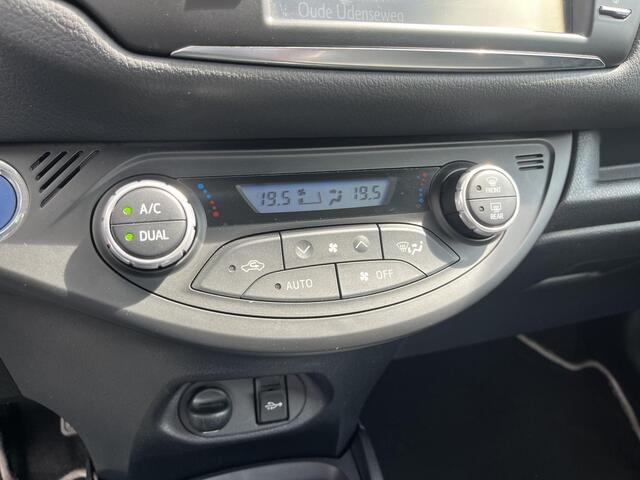 Toyota YARIS 1.5 Hybrid Y20 | Navigatie | Achteruitrijcamera | Cruise control