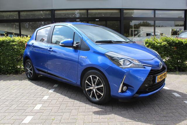 Toyota YARIS 1.5 Hybrid Dynamic | Rijklaar | Stoelverw. | Clima | Cruise | Mistlampen | LM-velgen | Dealer onderhouden