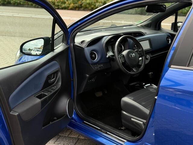 Toyota YARIS 1.5 HYBRID A/T CAMERA BI-TONE