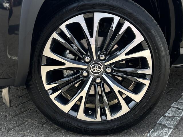 Toyota YARIS Cross 1.5 Hybrid Executive | Trekhaak | Pano | 360 Camera | Winter Pakket