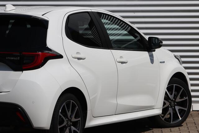 Toyota YARIS 1.5 Hybrid Executive JBL / Head-Up