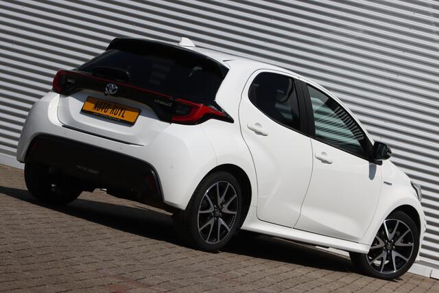 Toyota YARIS 1.5 Hybrid Executive JBL / Head-Up