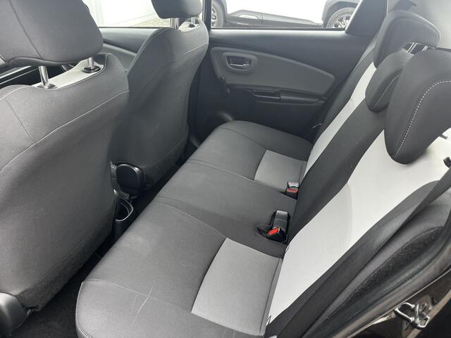 Toyota YARIS 1.5 Hybrid Aspiration NL Auto Dealer Onderhouden Clima Cruise Camera