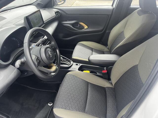 Toyota YARIS Cross 1.5 Hybrid Explore NL Auto Trekhaak 1e Eigenaar Parkeersensoren Stoelverwarming
