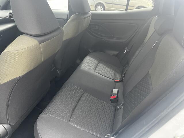 Toyota YARIS Cross 1.5 Hybrid Explore NL Auto Trekhaak 1e Eigenaar Parkeersensoren Stoelverwarming