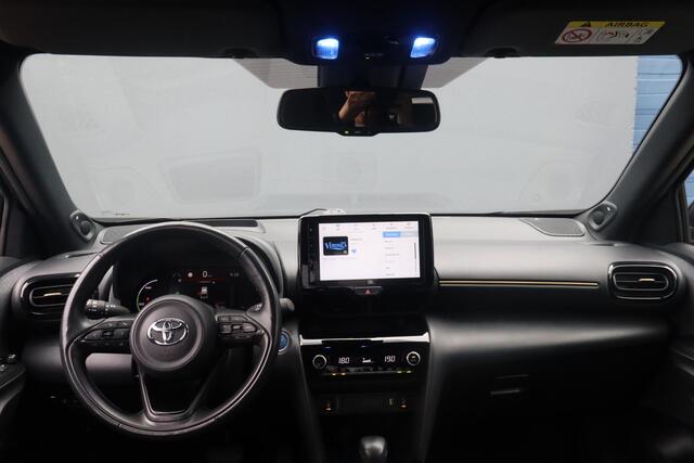 Toyota YARIS Cross 1.5 Hybrid Adventure | NL auto | Nieuwprijs ¤37.339,- Afneembare Trekhaak | Stoelverwarming | 40.128Km | Electrische Achterklep | 2022