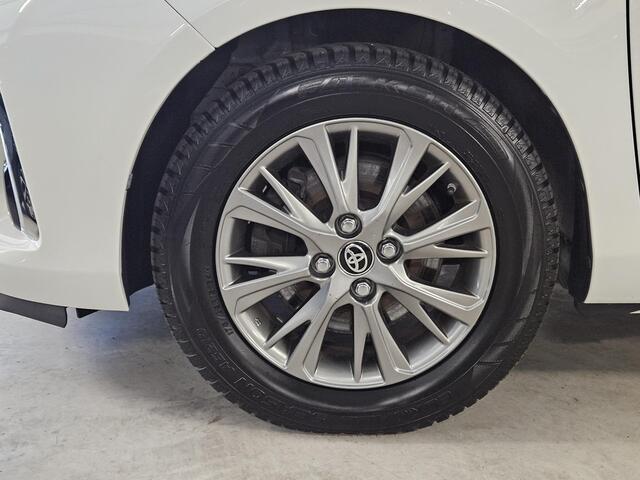 Toyota YARIS 1.5 Hybrid Design ECC Camera LM