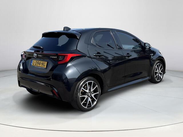 Toyota YARIS 1.5 Hybrid Executive | Naviatie | Apple CarPlay/Android auto | Head-up dispay