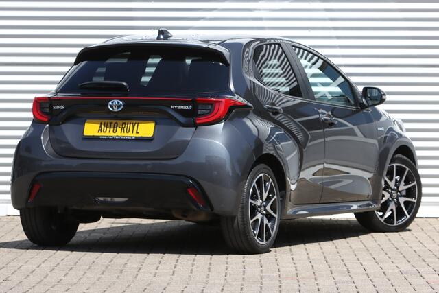 Toyota YARIS 1.5 Hybrid Executive JBL / Head-Up