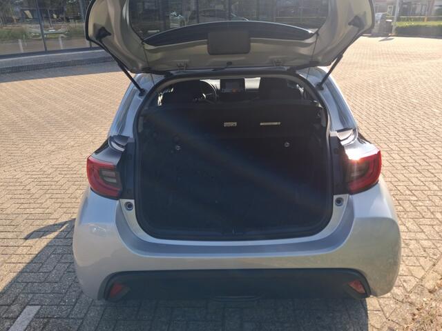 Toyota YARIS 1.5 Hyb. Comfort