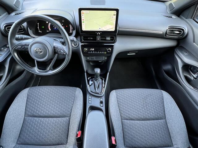 Toyota YARIS Cross 1.5 Hybrid 115 Dynamic / Dealer onderhouden / 10 jaar garantie mogelijk / Comfort Pack / Navigatie via abbo of Apple Carplay Android / Stuur-, stoel- en voorruitverwarming / Climate Control / 17" LM wielen /