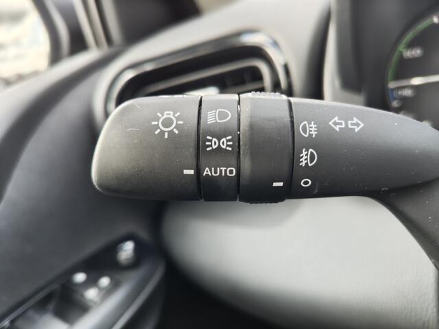 Toyota YARIS 1.5 Hybrid Dynamic | Keyless Entry | Stoel-Stuurverwarming | Android Auto, Apple Carplay |