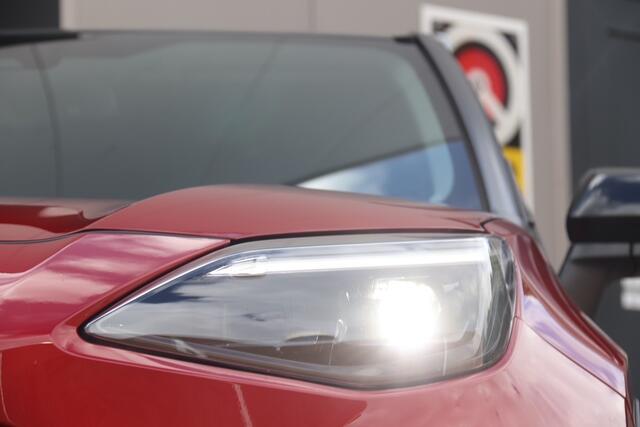 Toyota YARIS Cross 1.5 Hybrid Executive, Stoelverwarming, Carplay, Camera, JBL!