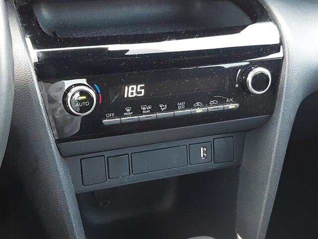 Toyota YARIS Cross 1.5 Hybrid Dynamic | Dealeronderhouden | Apple CarPlay/Android Auto | Cruise Control Adaptive | Achteruitrijcamera | LM Velgen |