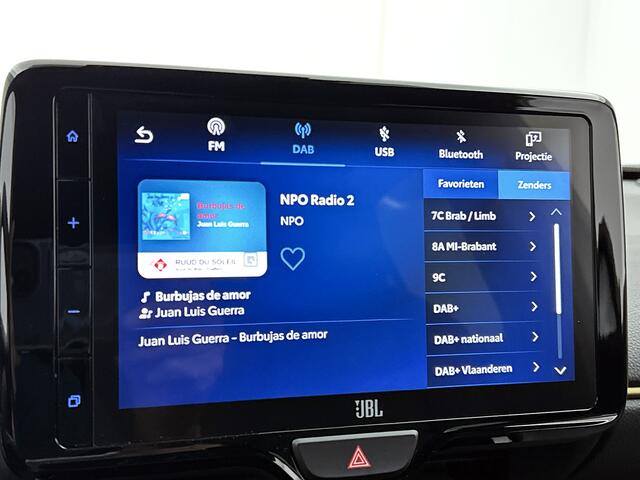 Toyota YARIS Cross 1.5 Hybrid Adventure | JBL | Head-Up Display | Dodehoek detectie | Stoel+stuurverwarming | LED Matrix | Elektrische achterklep | Apple CarPlay/Android Auto |