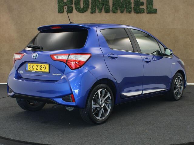 Toyota YARIS 1.5 Hybrid Premium - ORIGINEEL NEDERLANDSE AUTO - AFKOMSTIG VAN EERSTE EIGENAAR! - 100% DEALER ONDERHOUDEN - NAVIGATIE - ACHTERUITRIJCAMERA - PANORAMADAK