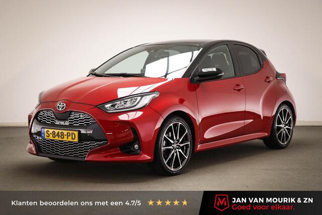 Toyota YARIS 1.5 Hybrid GR Sport | PREMIUM PACK | PANORAMADAK | HEAD UP | STUURVERWARMING