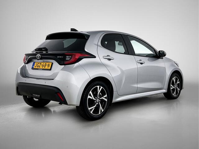 Toyota YARIS 1.5 Hybrid 115 Dynamic Comfort Pack | BTW voertuig | Dealer onderhouden | Stoel+stuurverwarming | Dodehoek detectie | Parkeersensoren voor+achter | Climate Control | Cruise Control Adaptive |