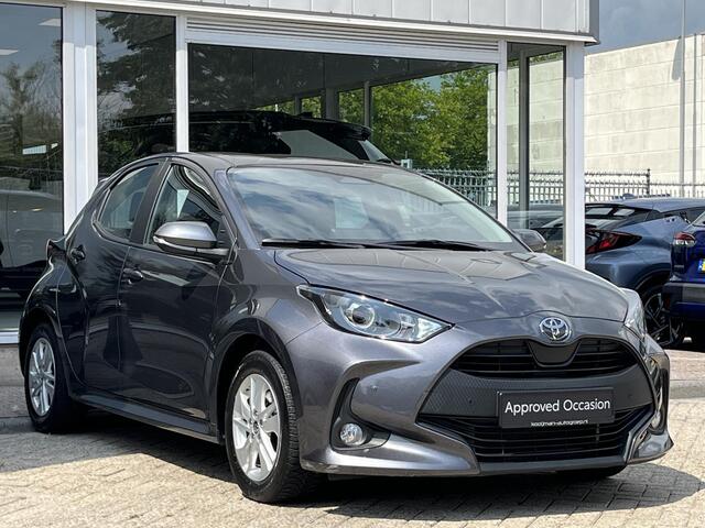 Toyota YARIS 1.5 Hybrid Active PLUS l Stoelverwarming | Stuurverwarming | Parkeersensoren