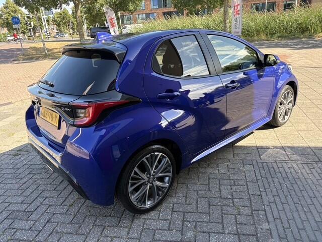 Toyota YARIS 1.5 Hybrid 130 Executive | Navi | Camera | Cruise | 10.126 km Nieuwstaat