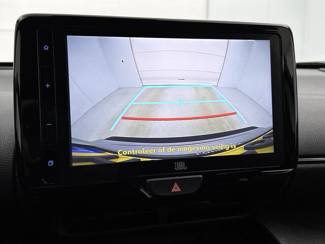 Toyota YARIS Cross 1.5 Hybrid GR Sport | JBL | Head-Up Display | Dodehoek detectie Elektrische achterklep | Full LED adaptive | Parkeersensoren voor+achter | Navigatie | Apple CarPlay/Android Auto |