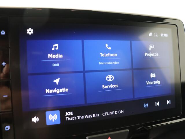 Toyota YARIS Cross 1.5 Hybrid Explore | Dealer onderhouden | NL auto | Parkeersensoren voor+achter | Navigatie | Apple CarPlay/Android Auto | Elektrisch verstel/inklapbare buitenspiegels | Keyless Entry/Start |