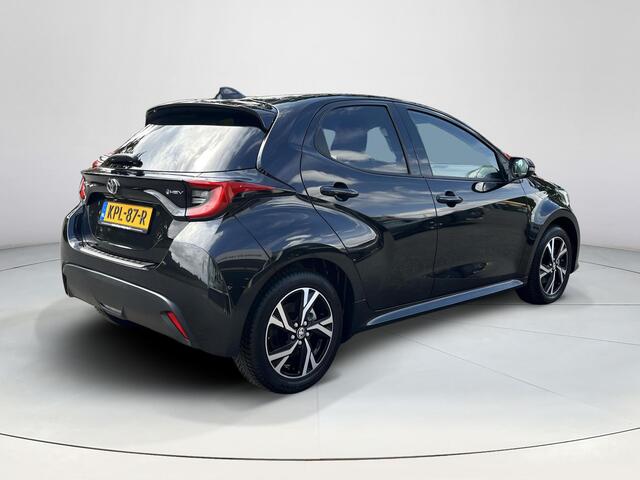 Toyota YARIS 1.5 Hybrid 115 Dynamic | LED koplampen | Carplay | Licht metalen velgen | Parkeercamera |