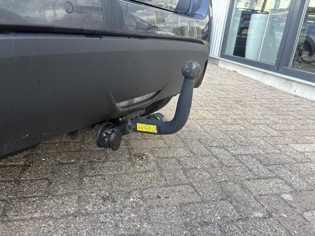 Toyota YARIS 1.5 Hybrid 115 Dynamic - TREKHAAK-