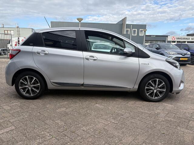 Toyota YARIS 1.5 Hybrid Dynamic