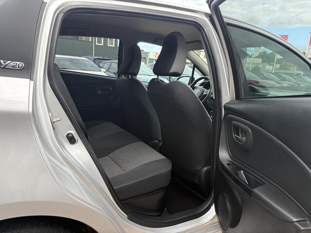 Toyota YARIS 1.5 Hybrid Dynamic