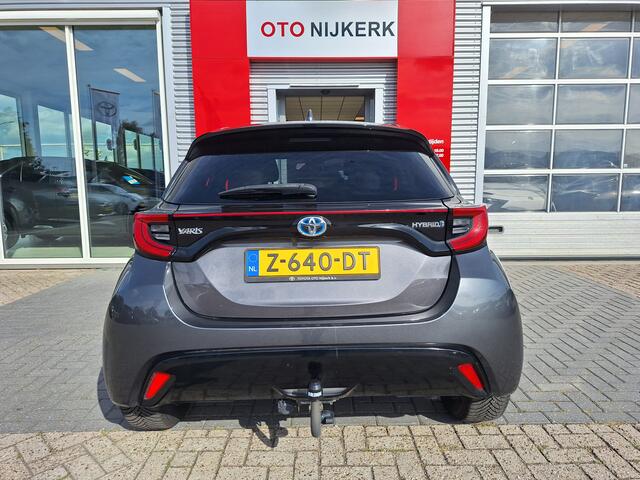 Toyota YARIS 1.5 Hybrid Style Limited met trekhaak
